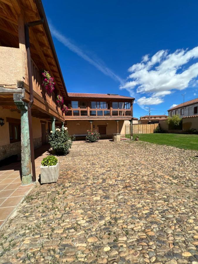Casa Villa Franca Llamas de la Ribera エクステリア 写真